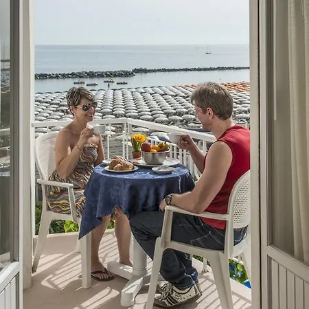 Hotel Baia Marina Cattolica Room photo