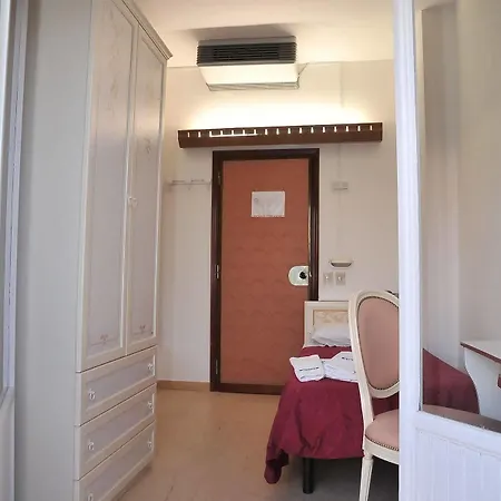 Hotel Baia Marina Cattolica Exterior photo